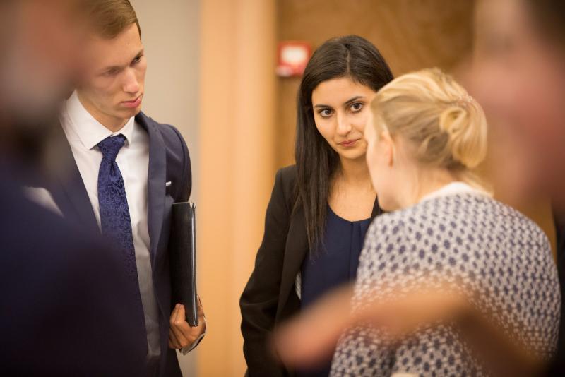 groupe d'étudiants au Forum